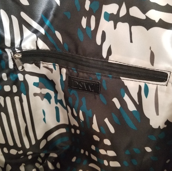 NEW Large DSW Teal Weekender Travel Bag - Picture 6 of 6